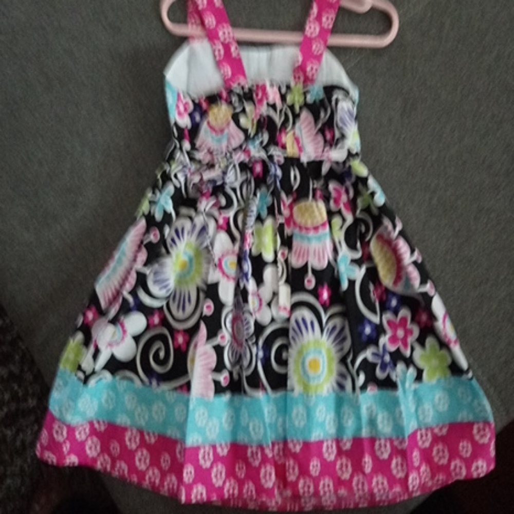 Girl's size 4T dress